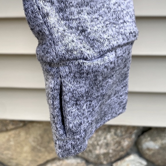 Old Navy Active Go-Dry Heathered Gray Mock Neck Sweater - Picture 6 of 13